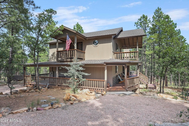 view of front of property with a balcony