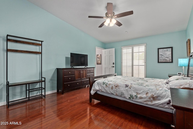 1500 N Sunview Pkwy Unit 81, Gilbert, AZ 85234 - bedroom featuring vaulted ceiling and wood finished floors