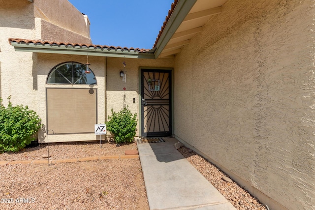 1500 N Sunview Pkwy Unit 81, Gilbert, AZ 85234 - property entrance featuring stucco siding and a tile roof