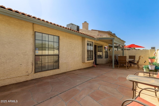 1500 N Sunview Pkwy Unit 81, Gilbert, AZ 85234 - view of patio featuring outdoor dining space