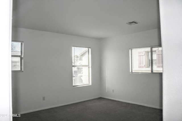 9527 N 82nd Ln, Peoria, AZ 85345 - view of carpeted empty room