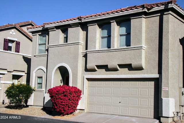 9527 N 82nd Ln, Peoria, AZ 85345 - view of front of property featuring a garage