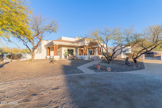 view of front of home featuring a porch