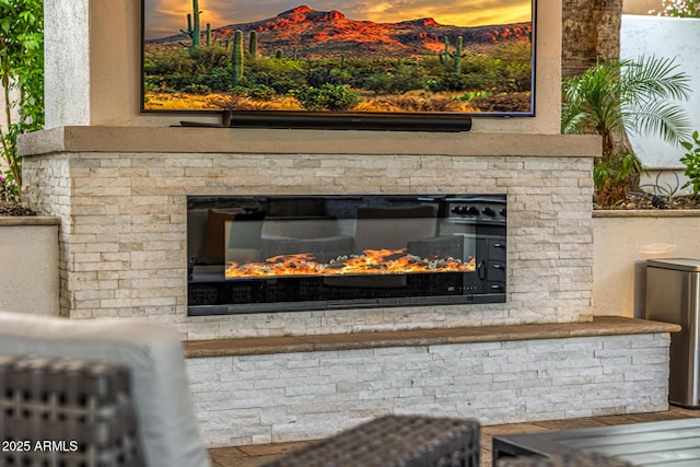 20866 W Werner Pl, Buckeye, AZ 85396 - detailed view of a glass covered fireplace