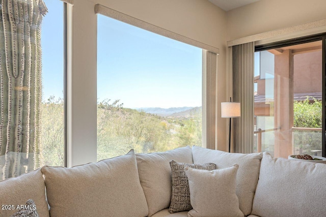 16248 E Ridgeline Dr, Fountain Hills, AZ 85268 - interior space featuring a mountain view