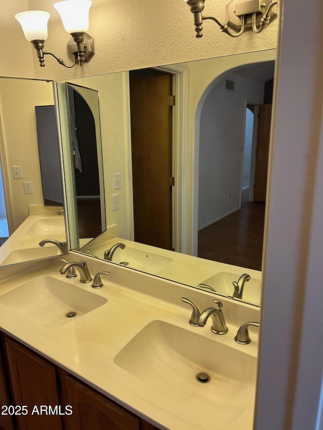 6223 N 12th St Unit 1, Phoenix, AZ 85014 - bathroom with double vanity