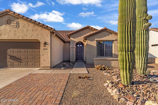 view of front of home featuring a garage