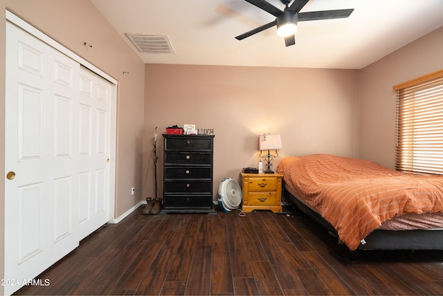 bedroom featuring a closet, ceiling fan, and hardwood / wood-style flooring