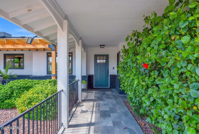 8730 E Montecito Ave, Scottsdale, AZ 85251 - entrance to property featuring stucco siding