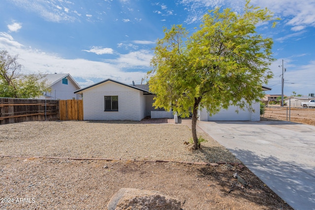 view of front of home featuring a garage