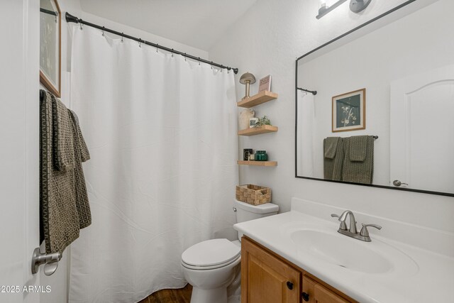 1812 E Parkside Ln E, Phoenix, AZ 85024 - bathroom featuring vanity and a shower with shower curtain