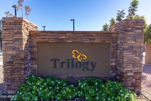 4548 E Carob Dr, Gilbert, AZ 85298 - view of community / neighborhood sign