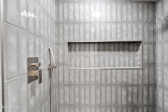 5833 N 10th St, Phoenix, AZ 85014 - bathroom view