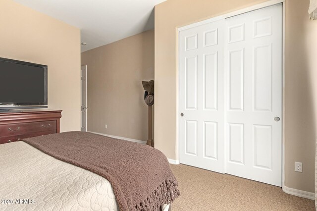 6719 N 15th Ave, Phoenix, AZ 85015 - bedroom with carpet flooring and baseboards