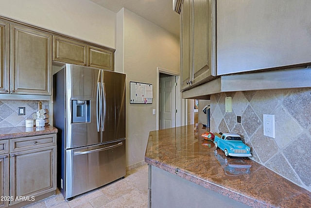 32516 N 68th Pl, Scottsdale, AZ 85266 - kitchen featuring stainless steel fridge, tasteful backsplash, dark countertops, and baseboards