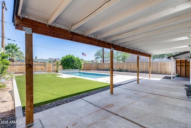 2336 E Flower St, Phoenix, AZ 85016 - view of patio / terrace
