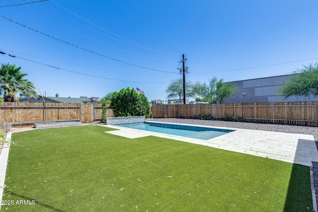 2336 E Flower St, Phoenix, AZ 85016 - view of pool featuring a patio area
