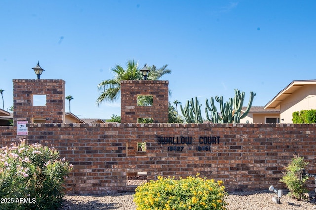 view of community / neighborhood sign