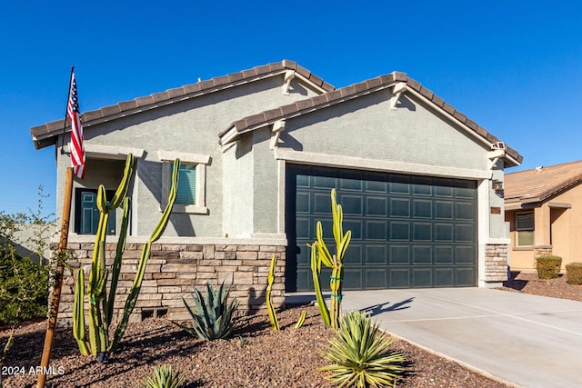 view of front facade with a garage