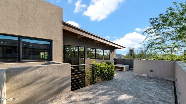 6525 E Cave Creek Rd Unit 40, Cave Creek, AZ 85331 - view of patio featuring a balcony