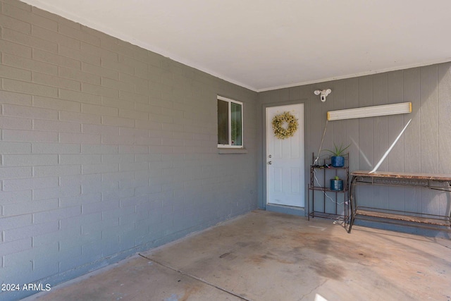2022 W Aster Dr, Phoenix, AZ 85029 - view of exterior entry with a patio