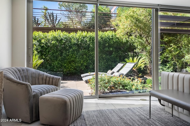 view of sunroom / solarium