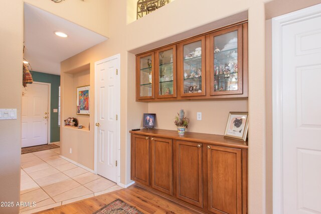 17342 E Quail Ridge Dr, Fountain Hills, AZ 85268 - hall featuring light wood finished floors