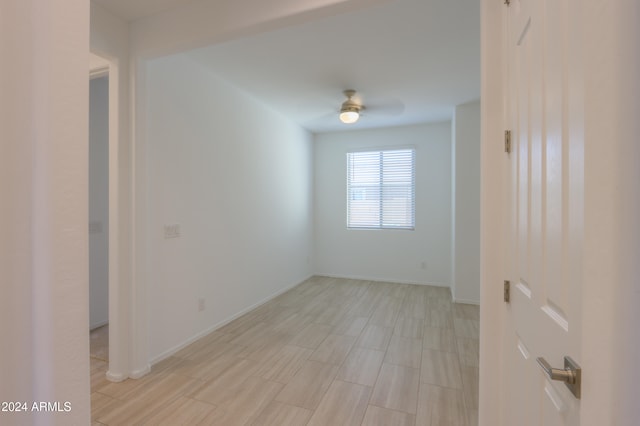 empty room featuring ceiling fan