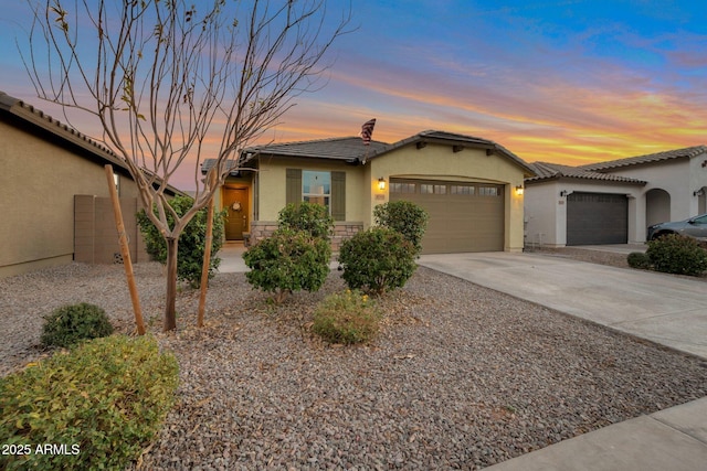 view of front of property featuring a garage