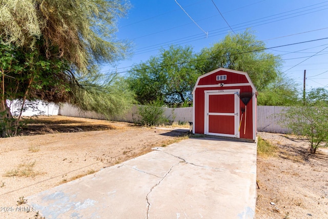 511 E Purdue Ave, Phoenix, AZ 85020 - view of shed featuring a fenced backyard