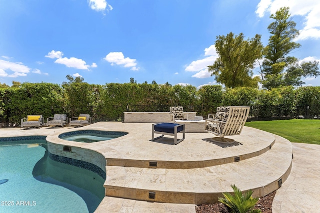 7475 E Gainey Ranch Rd Unit 22, Scottsdale, AZ 85258 - outdoor pool featuring a patio area and an in-ground hot tub
