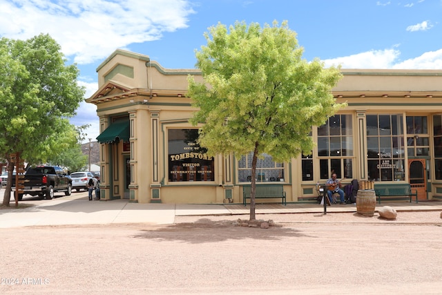 view of building exterior