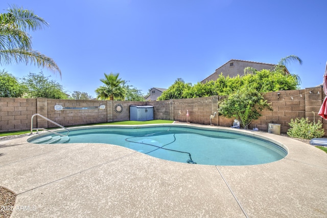 4369 E Coal St, San Tan Valley, AZ 85143 - view of pool with a fenced backyard and a patio area