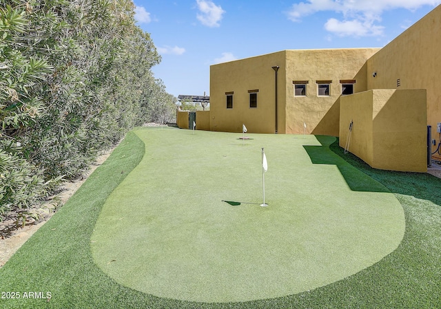 9415 N 124th St, Scottsdale, AZ 85259 - view of yard with a putting green