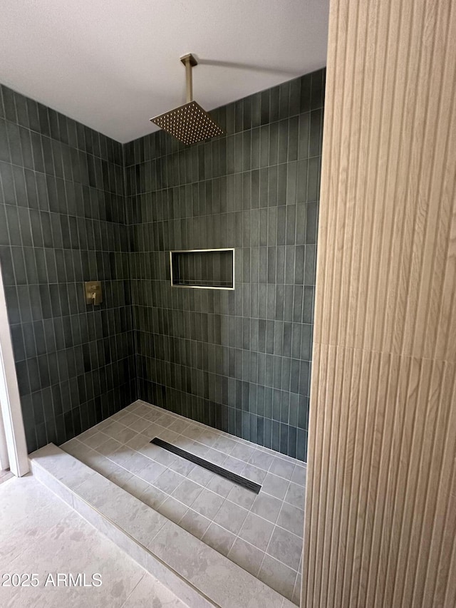 1501 E Sheridan St, Phoenix, AZ 85006 - full bathroom with a tile shower and tile patterned floors