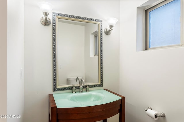 1801 E Berridge Ln, Phoenix, AZ 85016 - bathroom with vanity