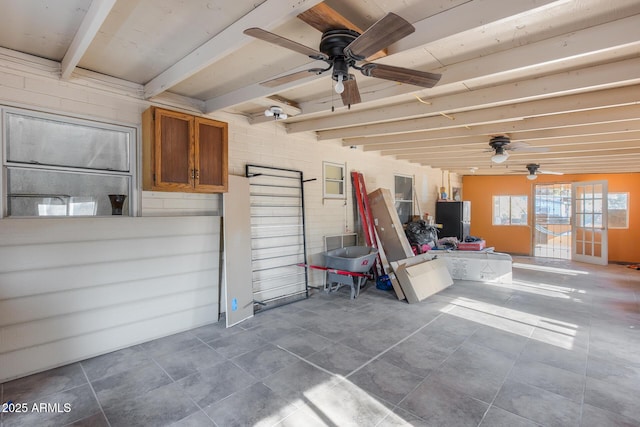 garage featuring ceiling fan