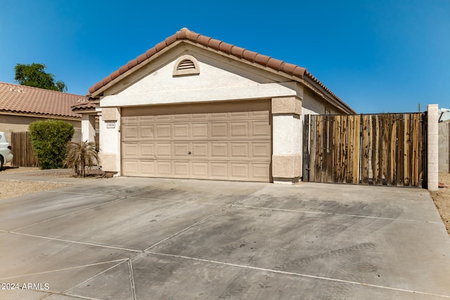 view of front of home featuring a garage