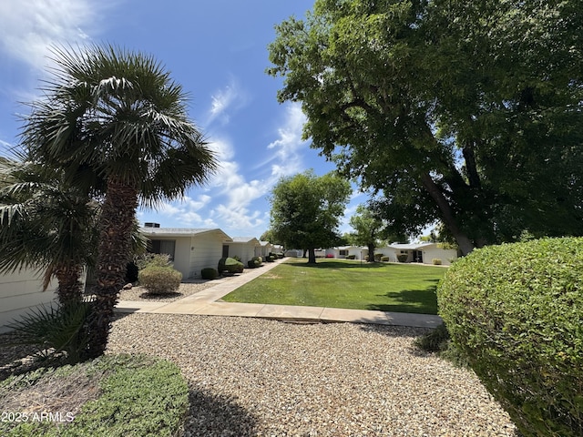 view of yard with a residential view