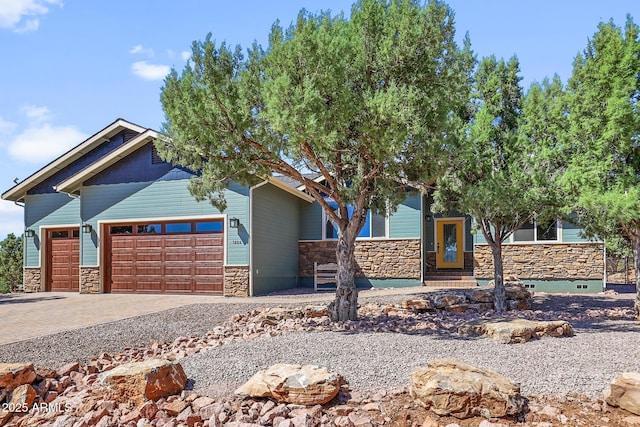 1604 W Beech Pkwy, Payson, AZ 85541 - craftsman inspired home featuring stone siding, a garage, and driveway