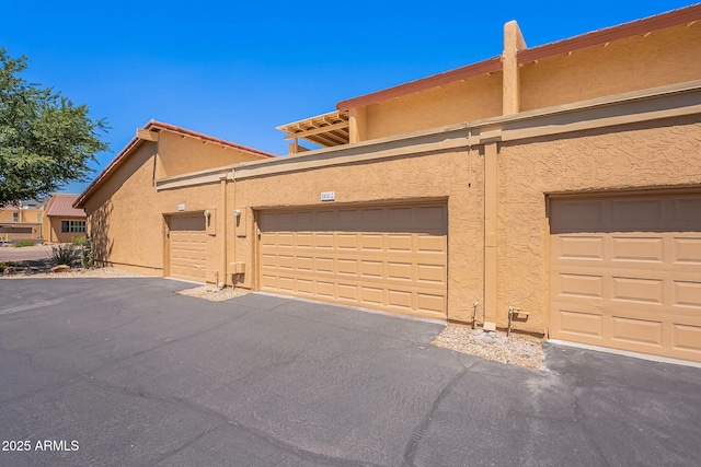 8414 N Central Ave Unit C, Phoenix, AZ 85020 - view of garage