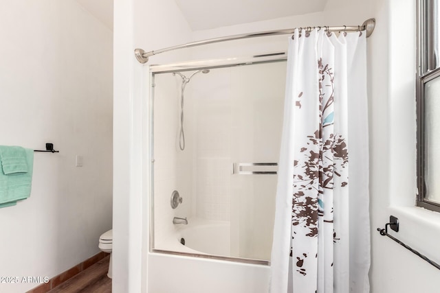 1730 W Adamanda Ct, Phoenix, AZ 85086 - full bath featuring toilet, shower / tub combo, wood finished floors, and baseboards