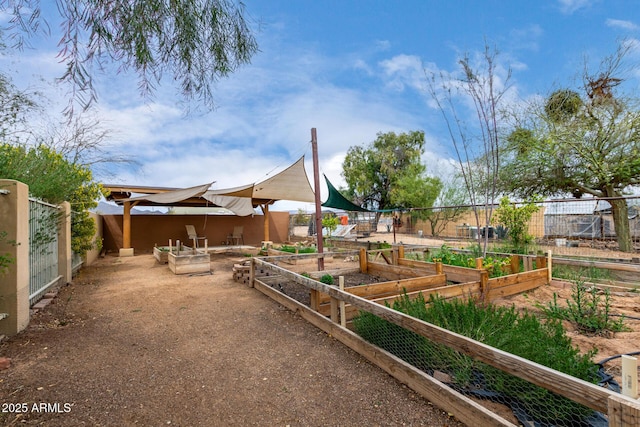 1730 W Adamanda Ct, Phoenix, AZ 85086 - view of yard with a garden and fence
