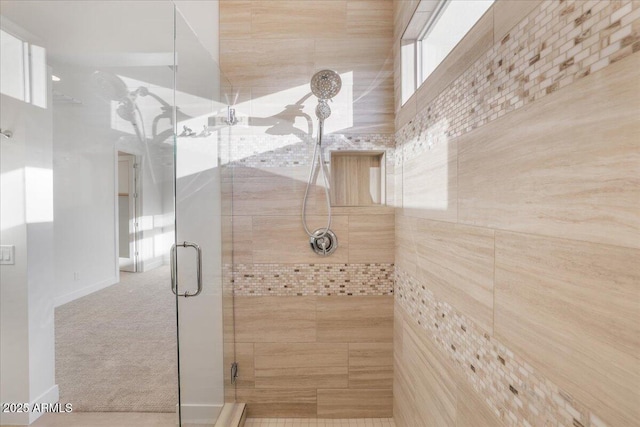 1717 E Morten Ave Unit 2, Phoenix, AZ 85020 - bathroom with a shower with door