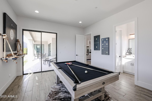 playroom featuring billiards