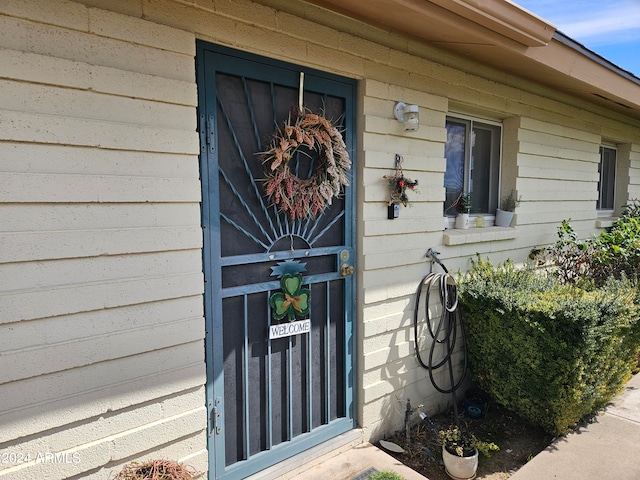 view of entrance to property