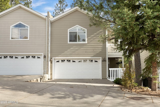 4435 E Savannah Cir, Flagstaff, AZ 86004 - view of front facade featuring concrete driveway and a garage