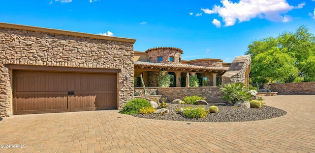 view of front of house featuring a garage