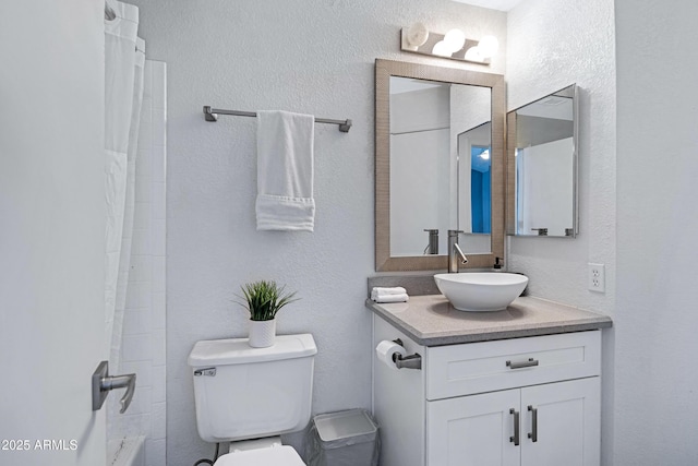 20822 N 34th Dr, Phoenix, AZ 85027 - full bath featuring toilet, vanity, and a textured wall