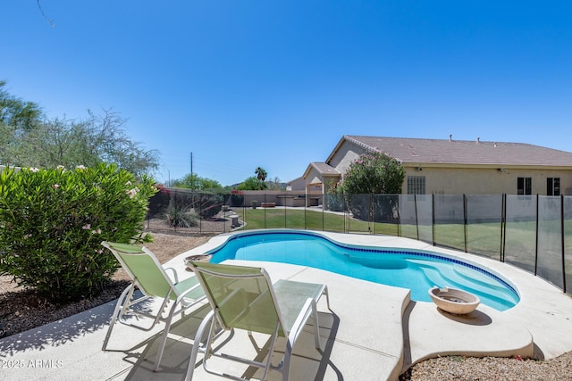 6742 W El Cortez Pl, Peoria, AZ 85383 - view of swimming pool featuring a patio